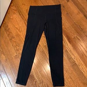 🔺Athleta black leggings size medium🔺